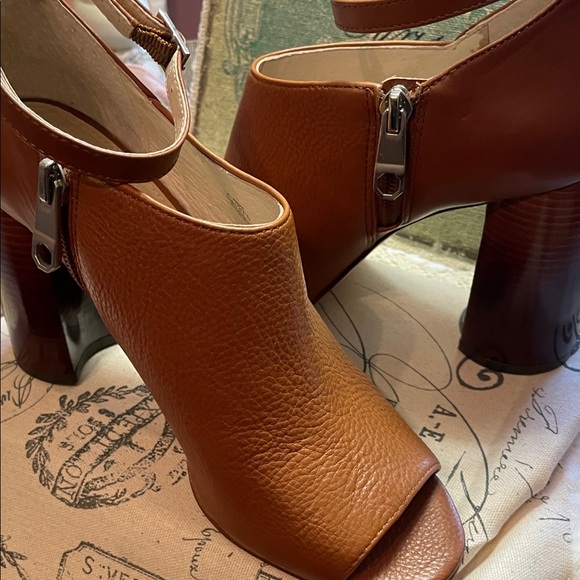 Louise et Cie Tan Leather Peep-Toe Mules with Ankle Strap - Picture 12 of 14